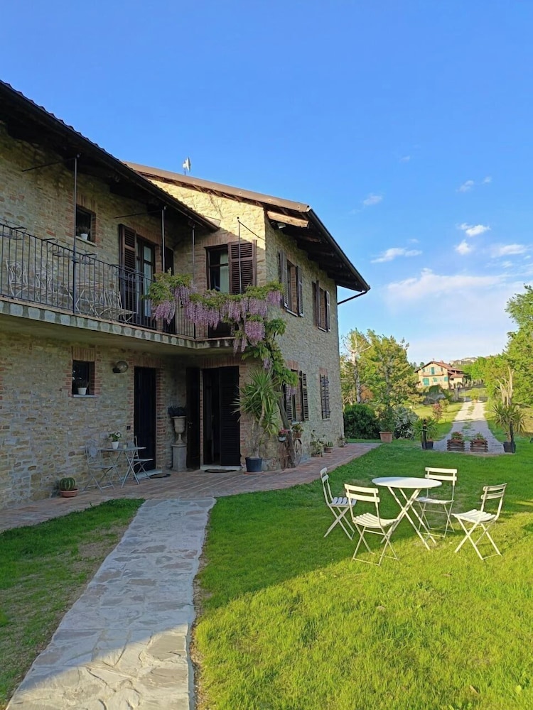 La Casa Di Talin — 4-Star Luxury Hotel in Cissone, Italy