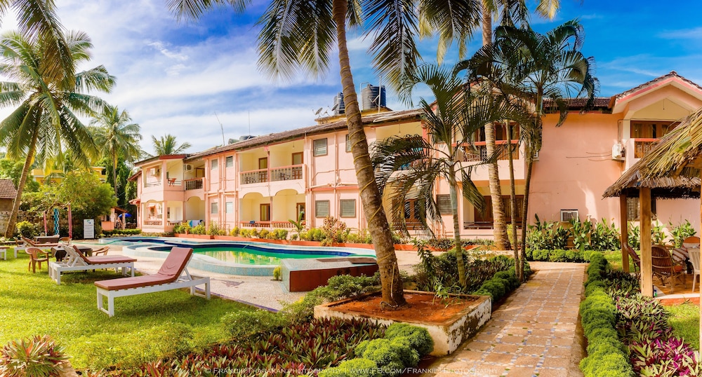 Hotel Lua Nova in Baga, India