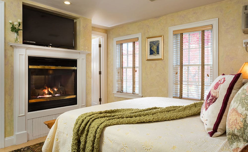 The Provincetown Hotel at Gabriel's - photo 4