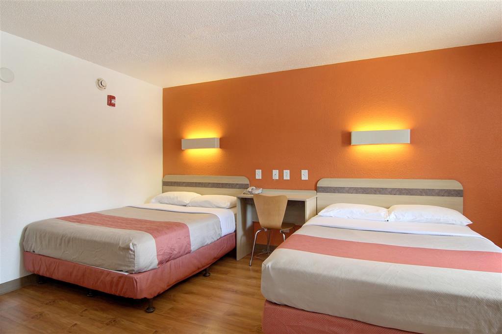 Motel 6 Middleburg Heights OH Cleveland - photo 8