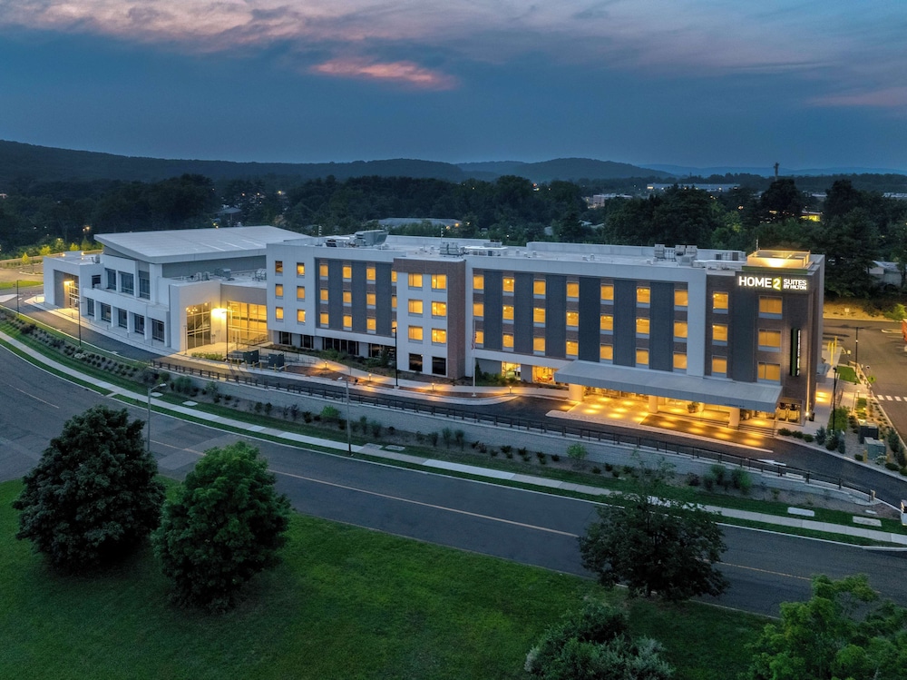 Home2 Suites by Hilton Bristol - photo 56