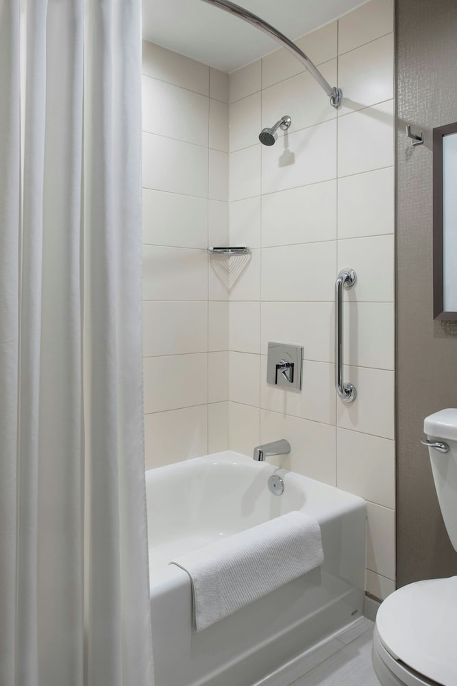 Boston Marriott Cambridge - photo 24