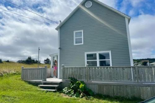 Elliston Oasis Every View A Coastal Masterpiece in Unknown City, Canada