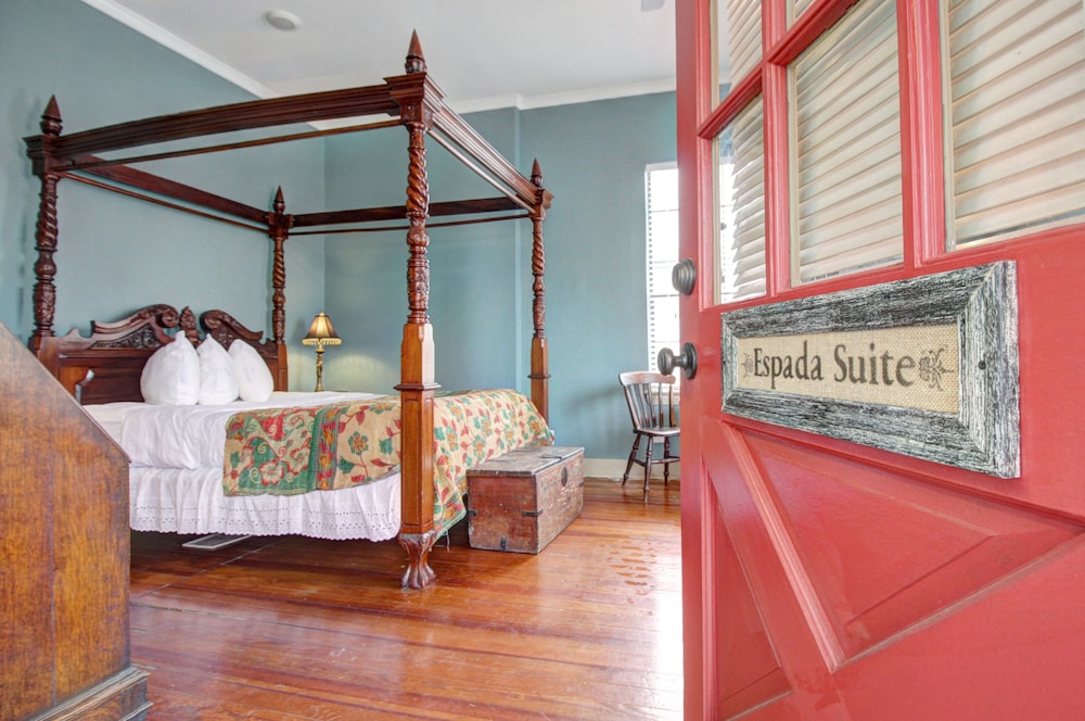 Inn on the Riverwalk - photo 17
