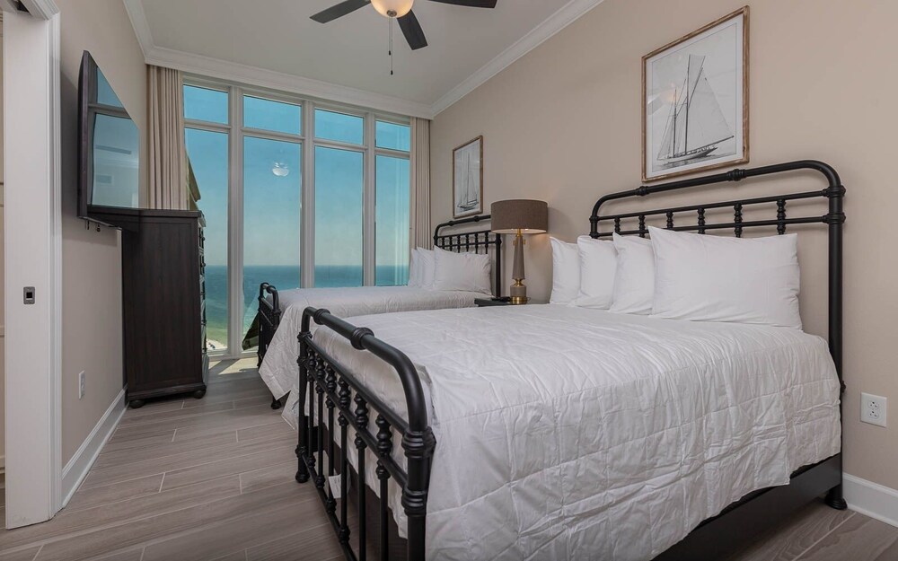Phoenix Gulf Towers 2604 4 Bedroom Condo - photo 9