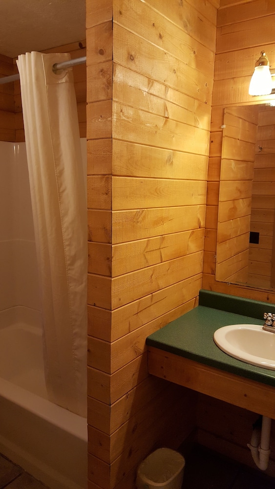 Emerald Forest Cabins - photo 129