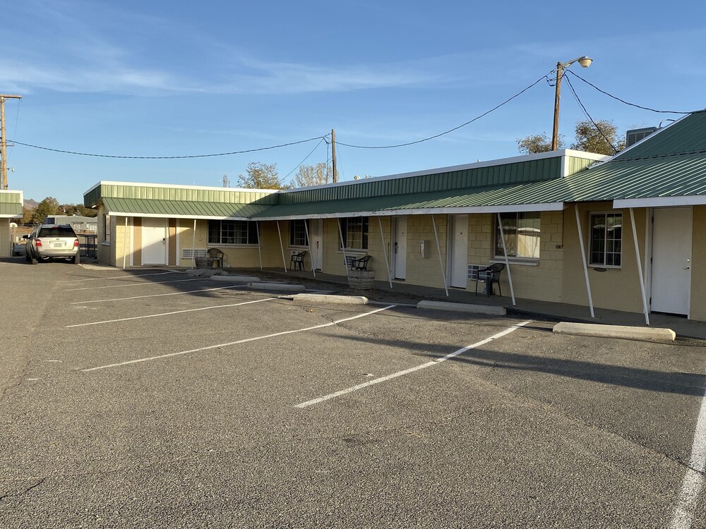 Mcdermitt Hotel - photo 39