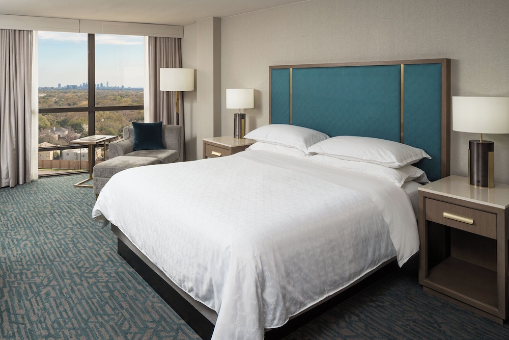 Sheraton Dallas Hotel by the Galleria - photo 11