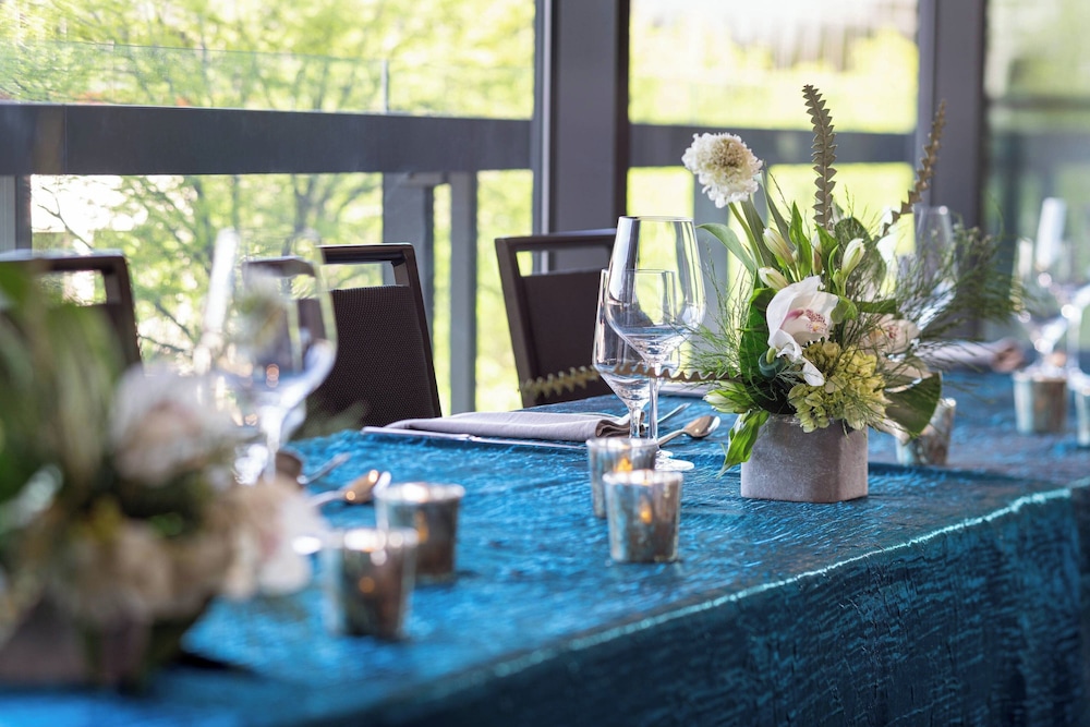 The Jacquard Autograph Collection - photo 4