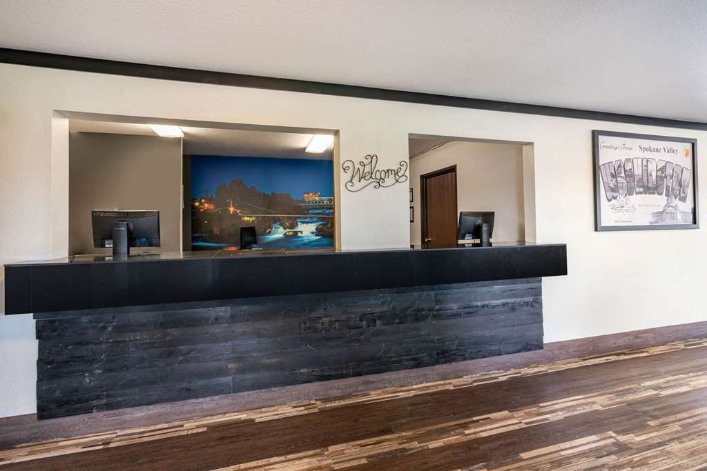 Super 8 by Wyndham Spokane Valley - photo 3