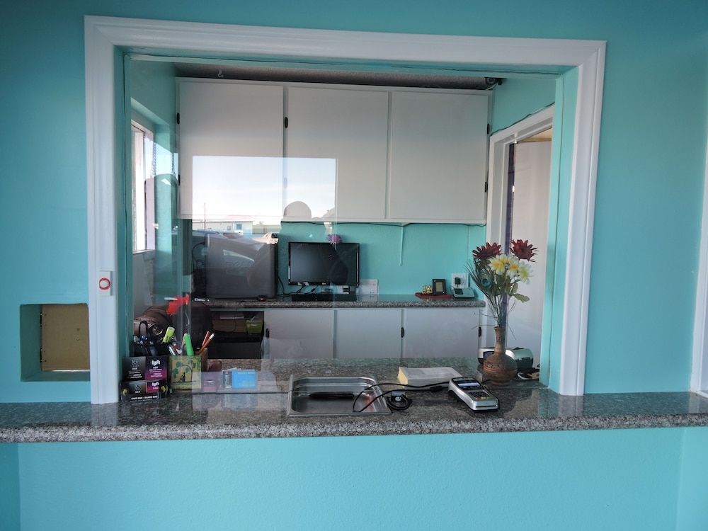 Walden Motel - photo 3
