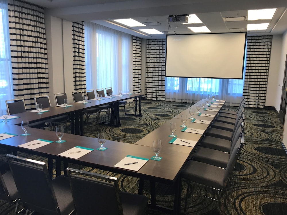 Hotel Indigo Kansas City Downtown by IHG - photo 25