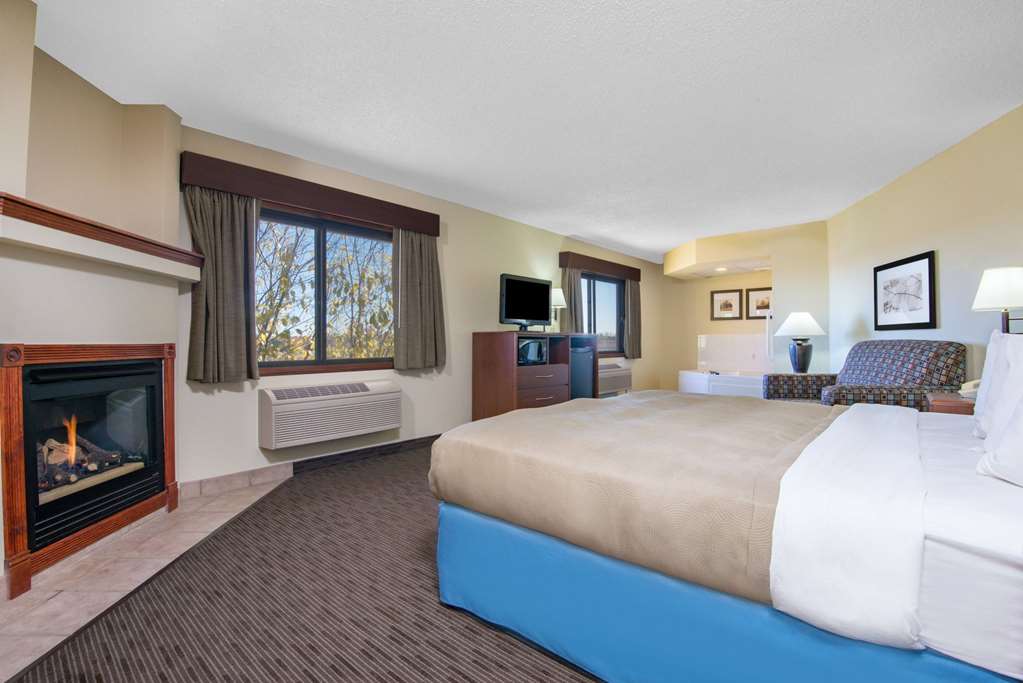 AmericInn by Wyndham Windsor Ft. Collins - photo 12