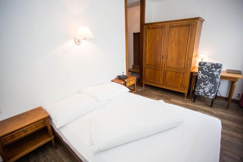 H tel Elite in Fribourg, Switzerland