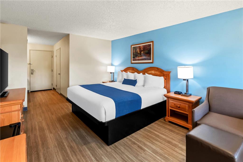 Baymont by Wyndham Yakima Riverfront - photo 41