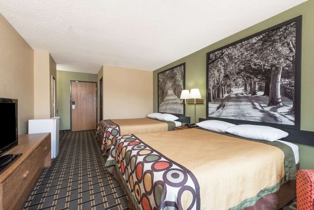 Super 8 by Wyndham Greenville - photo 7
