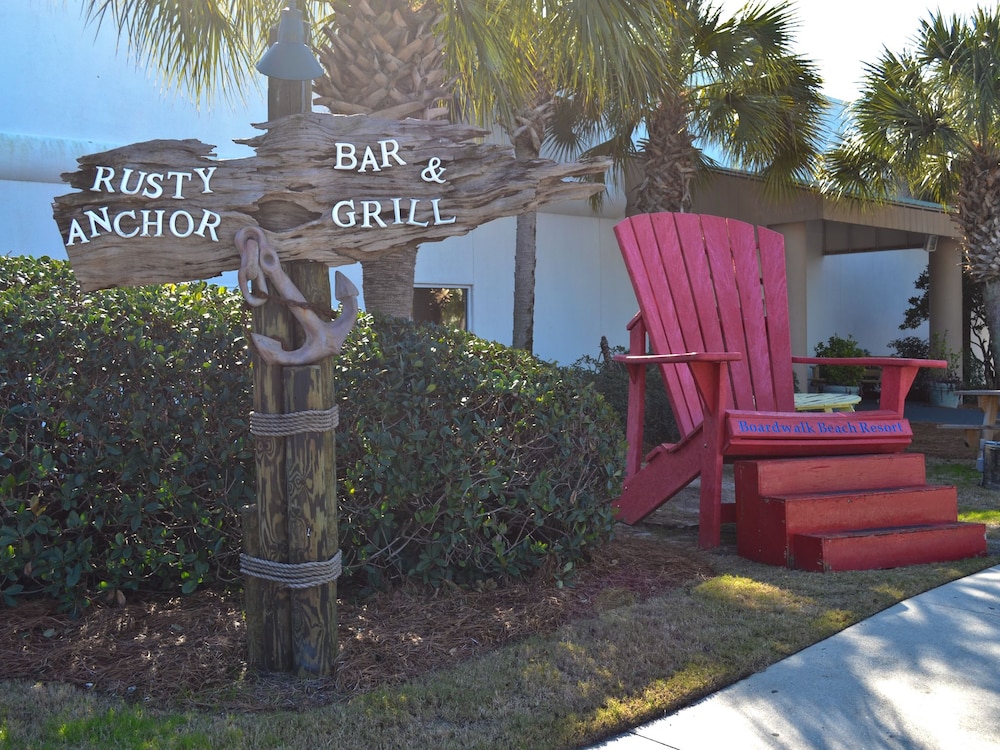 Boardwalk Beach Hotel - photo 110