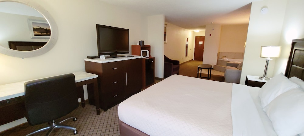 Home Inn & Suites - photo 12