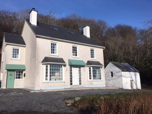 An Uaimh superb 6 bedroom house. — 4-Star Luxury Hotel in Killybegs, Republic of Ireland