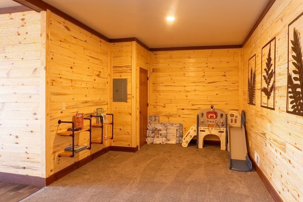 Keweenaw Waters Resort - photo 137