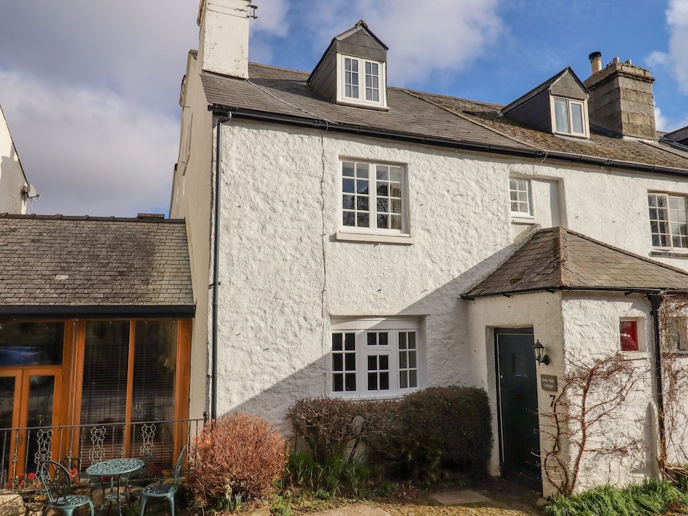 Early Mist Cottage — 4-Star Luxury Hotel in Newton Abbot, United Kingdom