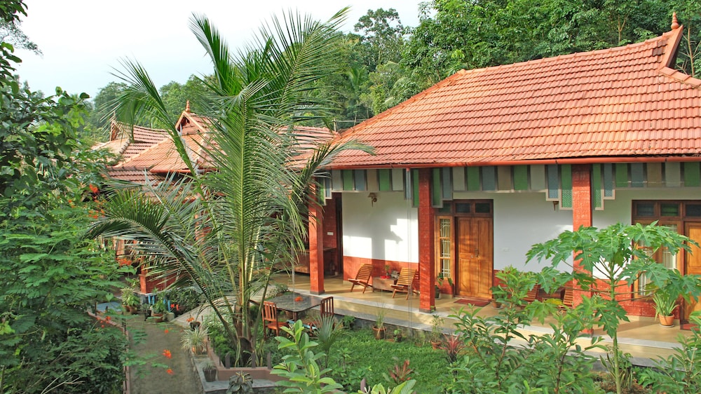 Mannaas Veedu Retreat & Spa — hotel in Pathanamthitta