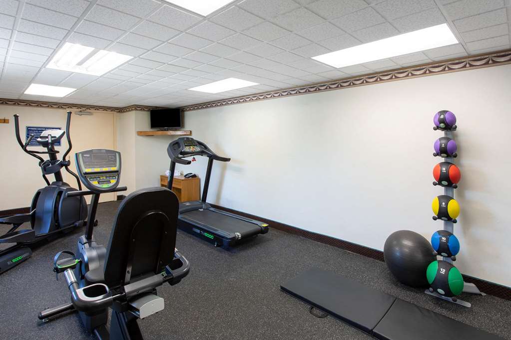 Days Inn by Wyndham Hillsborough - photo 5