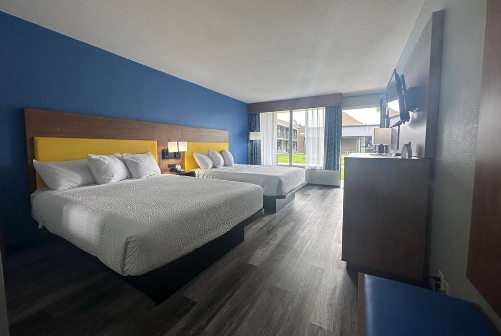 Days Inn & Suites by Wyndham Jennings - photo 29