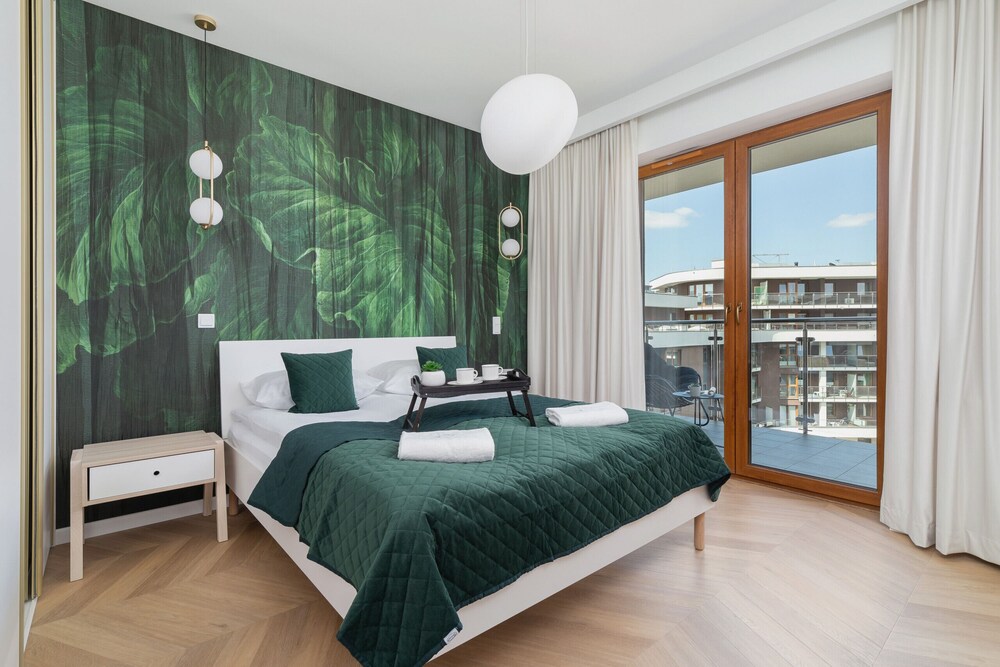 Grzegórzki Park Unique Apartment Cracow by Renters Prestige — 4-Star Luxury Hotel in Krakow, Poland