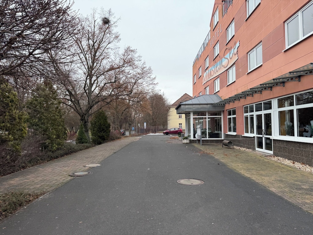 Hotel Bernsteinsee — hotel in Bitterfeld-Wolfen