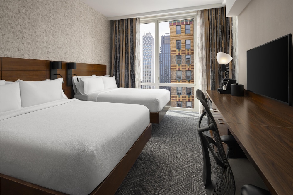 Hilton Garden Inn New York Midtown Park Ave - photo 20
