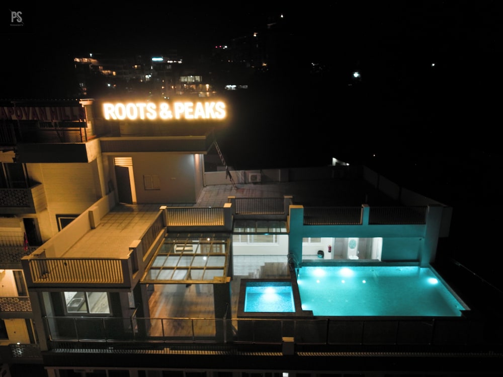Roots & Peaks - carbon neutral hotel in Rishikesh