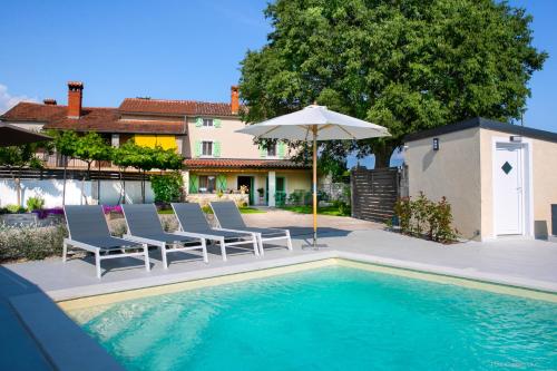 House Ladonja with private pool — 4-Star Luxury Hotel in Bale, Croatia