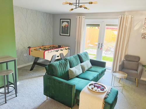 Comfy Modern 3BR Semi Detached 400Mb Wifi Free Double Parking in Kenton, United Kingdom