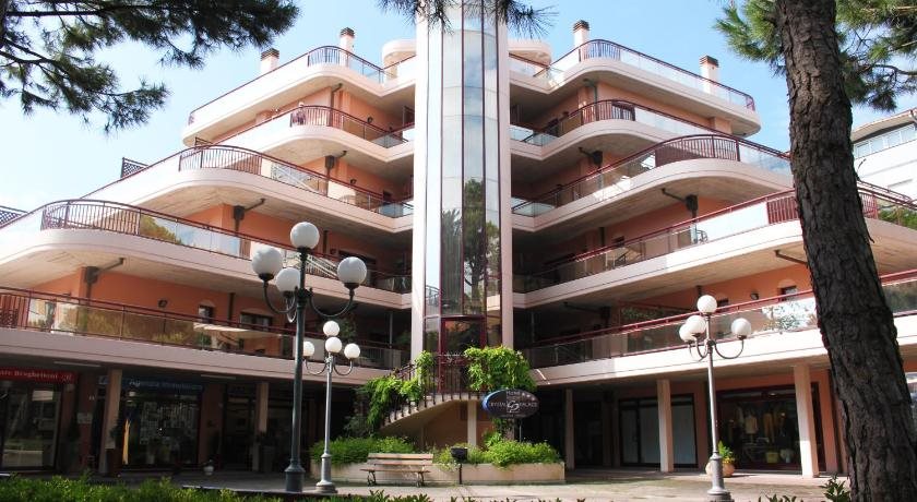 Residence Crystal Palace — 4-Star Luxury Hotel in Milano Marittima, Italy