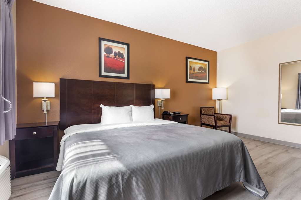 Quality Inn & Suites Wichita Falls I 44 - photo 11