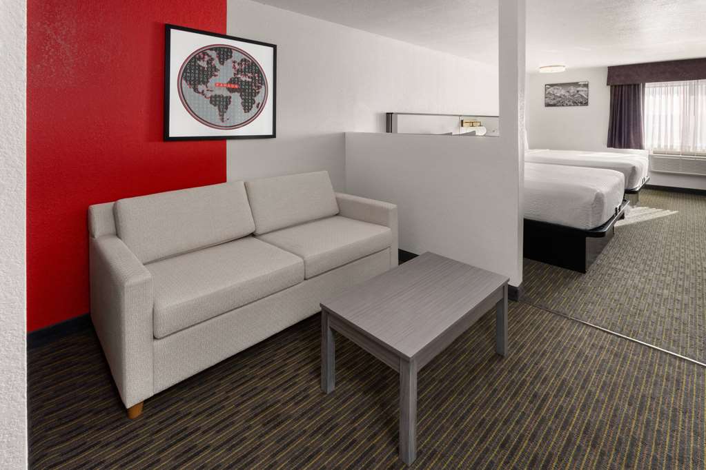 SYLO Hotel Denver Airport a Ramada by Wyndham - photo 30