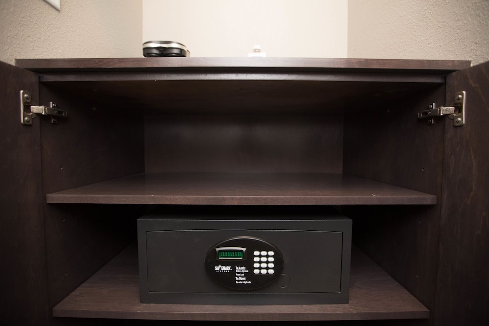 DoubleTree by Hilton Hotel Bloomington - photo 46