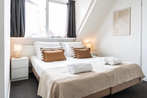 Sea View Studio Fast Wi Fi For Couples — 4-Star Luxury Hotel in Zoutelande, Netherlands