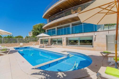 Villa Sammy — 4-Star Luxury Hotel in Alcudia, Spain