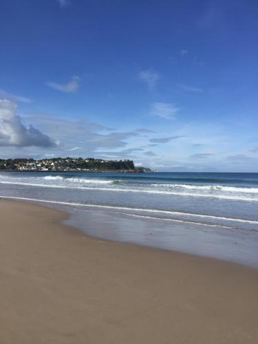 Strandview Beach Apartment — 4-Star Luxury Hotel in Ballycastle, United Kingdom