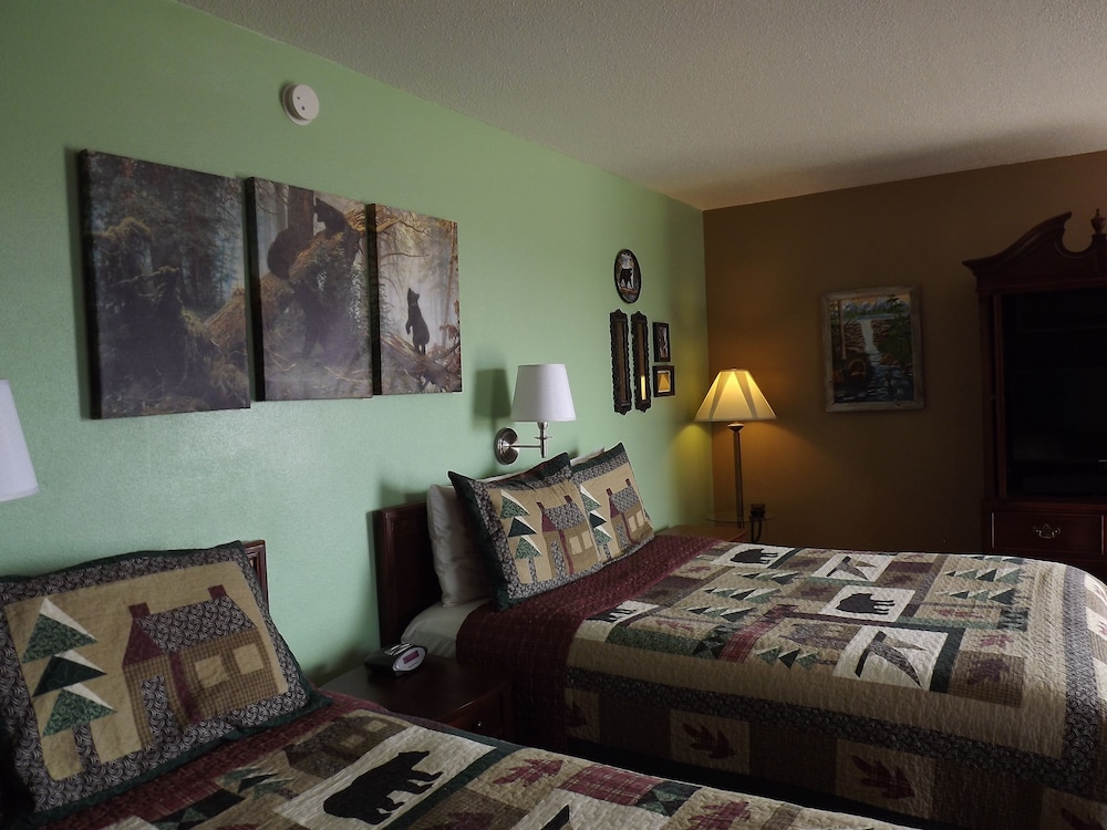 Crest Country Inn - photo 64