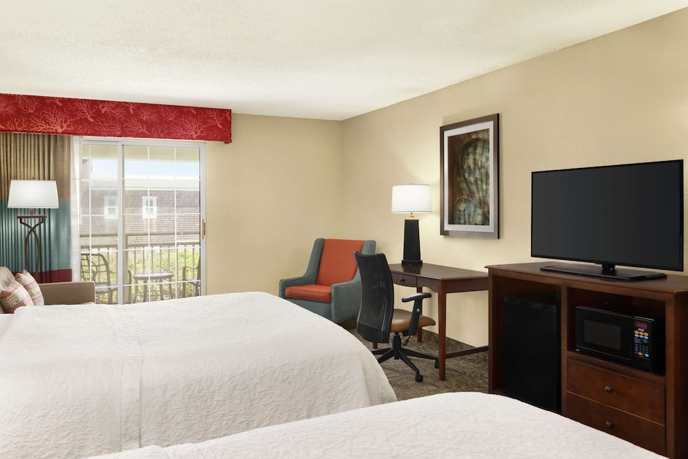 Hampton Inn & Suites Outer Banks Corolla - photo 8