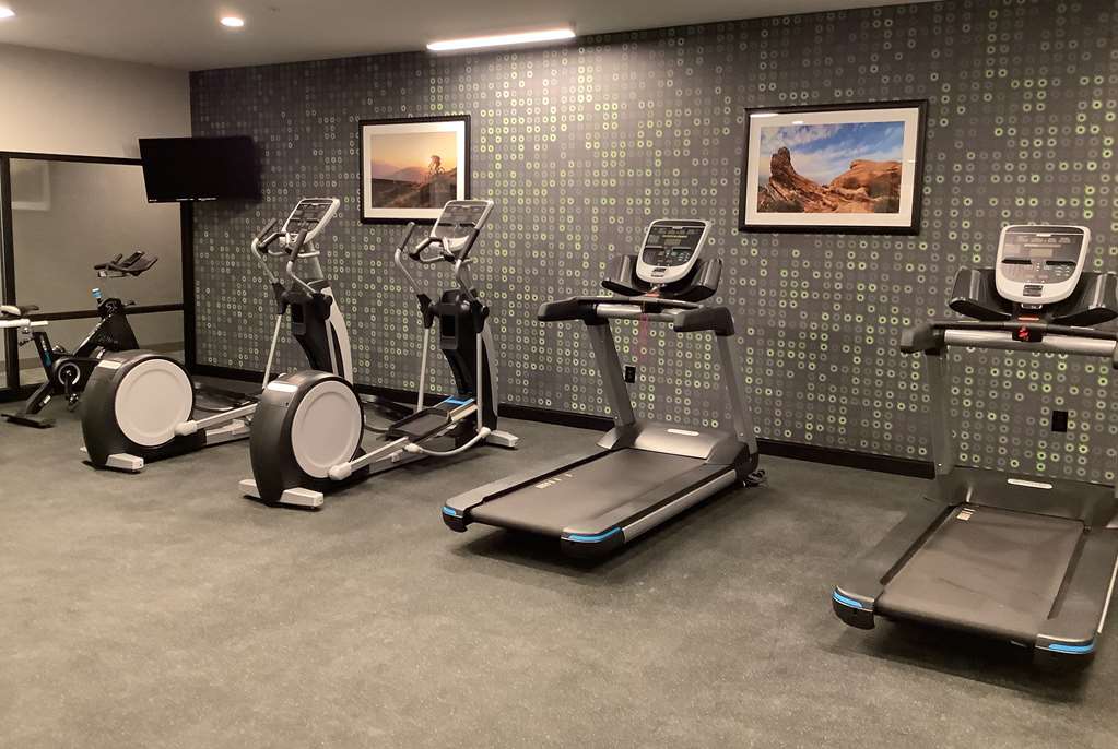 La Quinta Inn & Suites by Wyndham Littleton Red Rocks - photo 15
