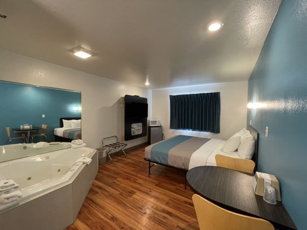 Motel 6 Rigby ID - photo 10