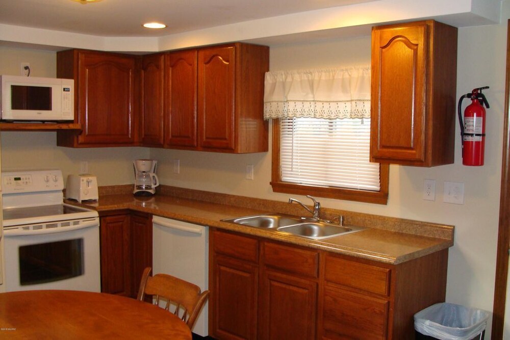 On Pointe Lakefront Resort - photo 16