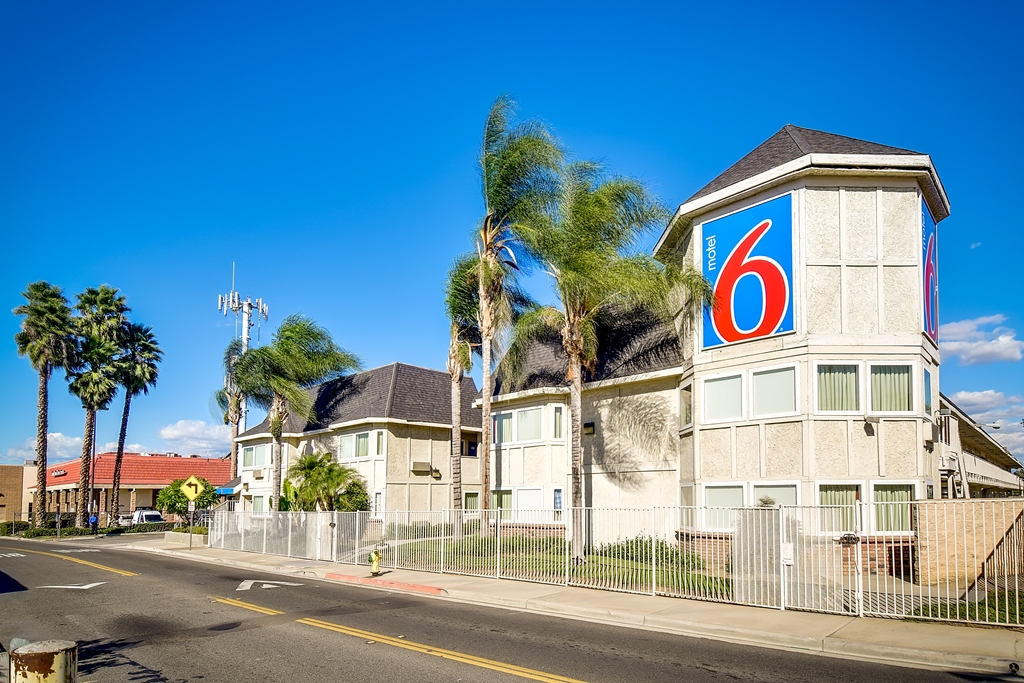 Motel 6 Riverside CA South - featured photo