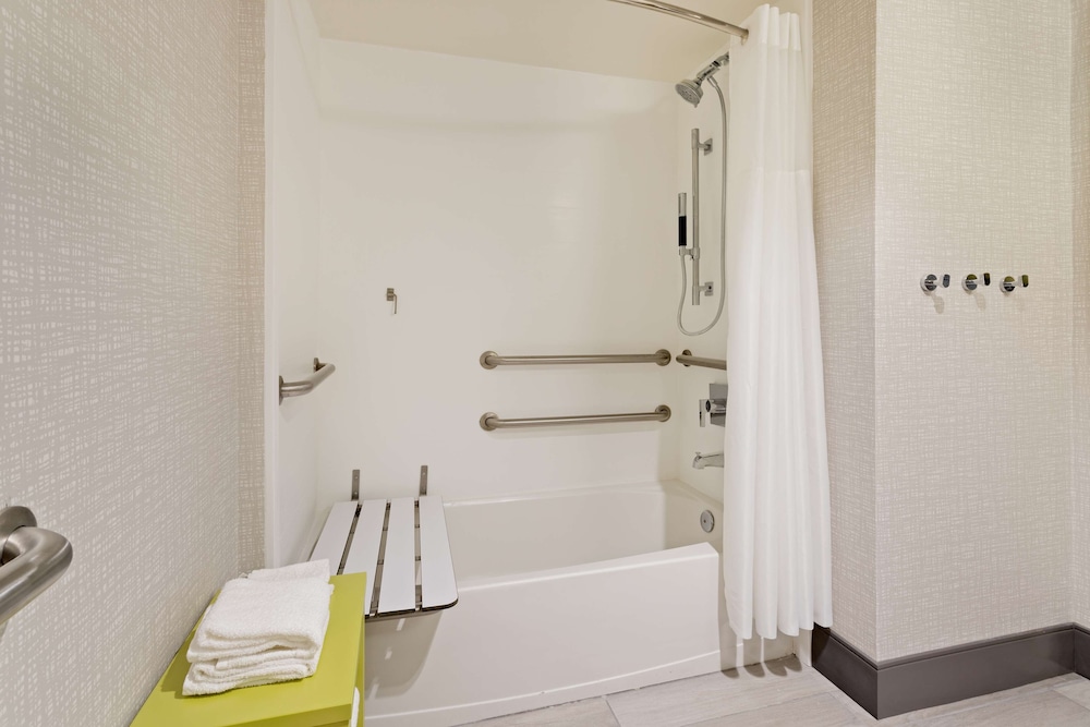 Hampton Inn Jacksonville I 295 East Baymeadows - photo 27