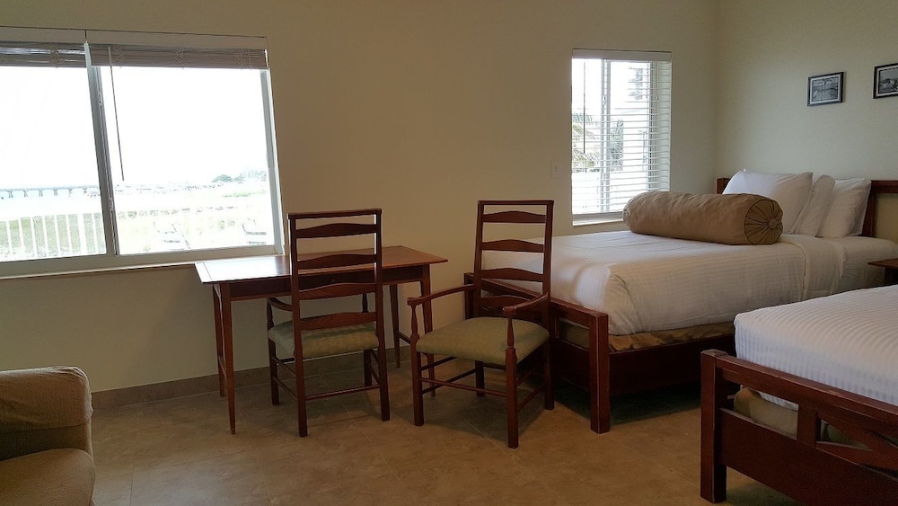 Le Cabanon Motel - photo 11