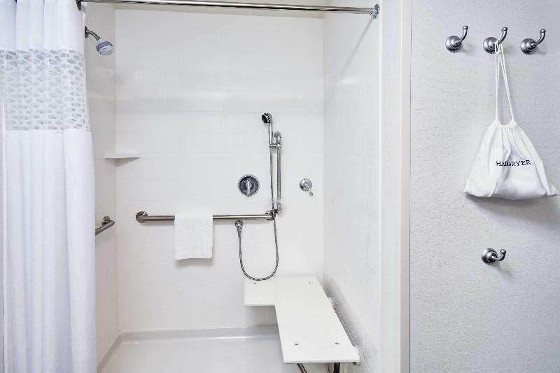 Hampton Inn Fond du Lac - photo 36